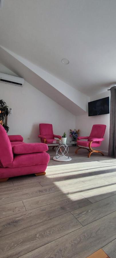 Apartman Leona Kaštela Esterno foto