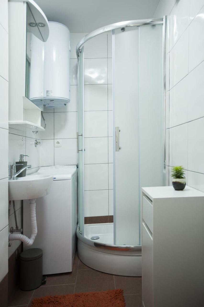 Apartman Leona Kaštela Esterno foto